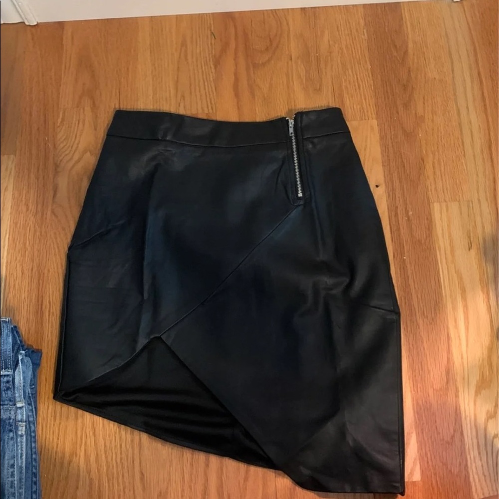 LF Asymmetrical leather skirt